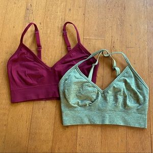 2 sports bras